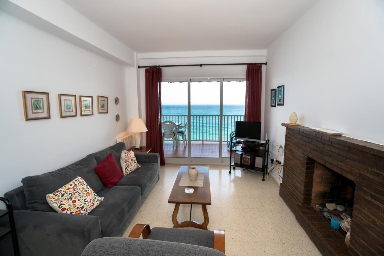 Carabeo 60 2B Menyber Apartment Nerja Luaran gambar